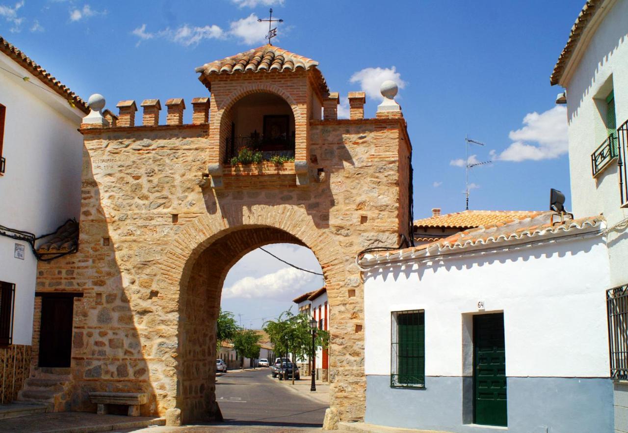 La Rosaleda De Orgaz Guest House Exterior photo